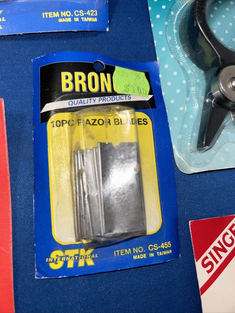 Vintage Crafters Lot -Rolling Scissors, Blades, Etc.