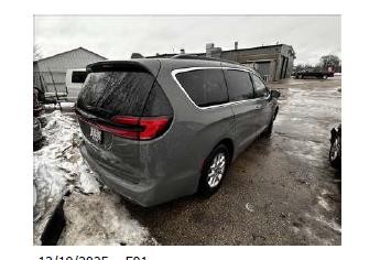 Used Floor Jack fits: 2022 Chrysler Pacifica Grade A