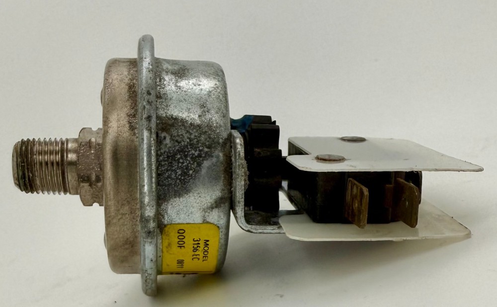 Tecmark 3156-EC Pressure Control Switch Working Used Reimers 04163