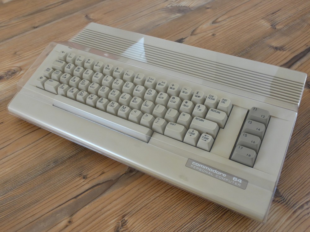 Commodore C64C cover, new. Commodore C-64C Dust Cover, NEW