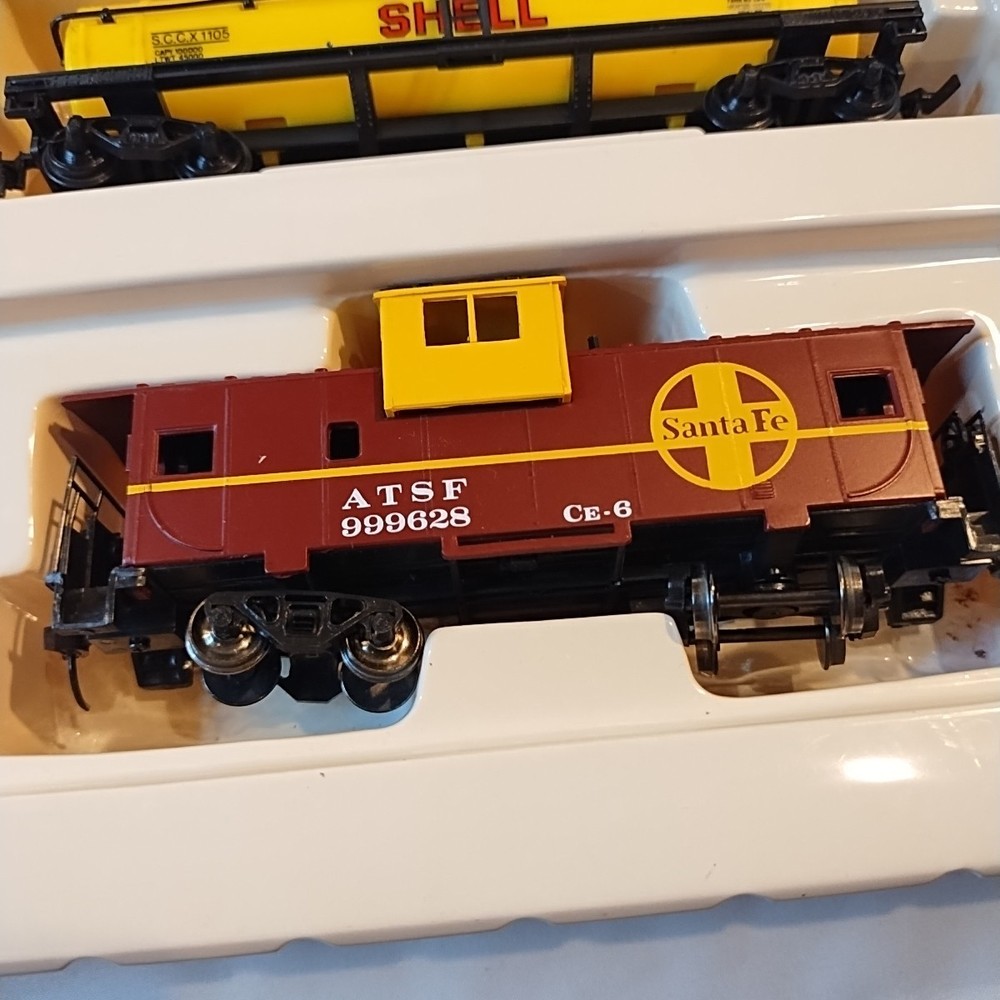 Bachman HO Scale Electric Model Train Set