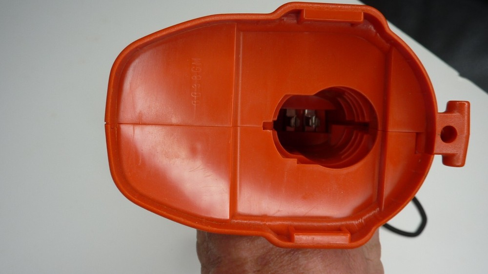 Black & Decker FIRESTORM 14.4V Cordless Work Light Flashlight FSL144 TESTED
