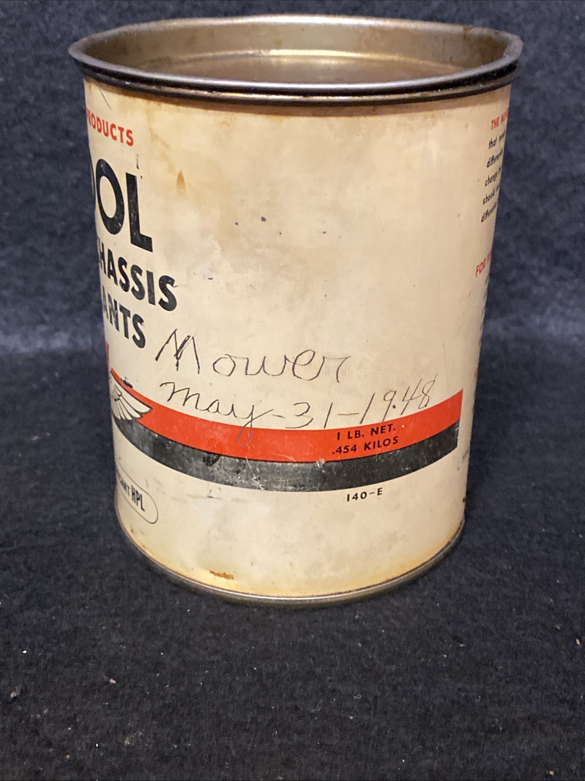 VINTAGE FULL NOS 1940's VEEDOL GEAR & CHASSIS LUBRICANTS 1-LB FLYING A CAN!