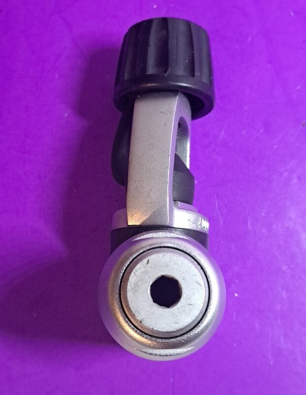 Oceanic First Stage Regulator Yoke