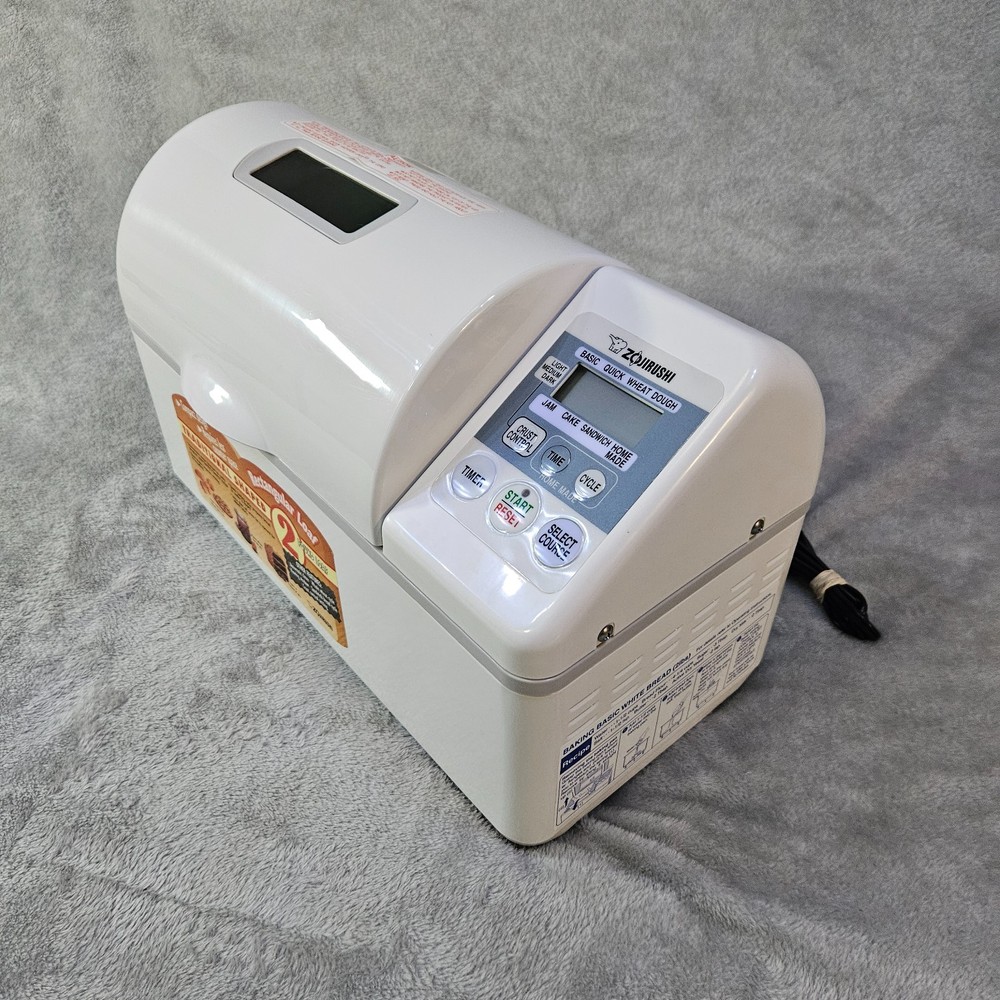 Zojirushi Home Bakery BBCC-V20 Bread Maker Machine 2lb Programmable Tested Works