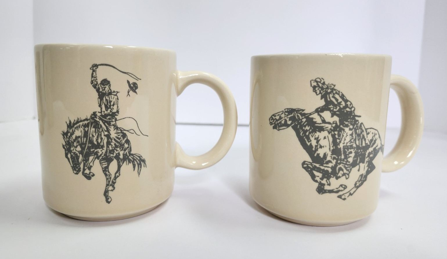 VTG Marlboro/Cowboy/Remington Art Ceramic COFFEE MUG SET OF 4 Cream