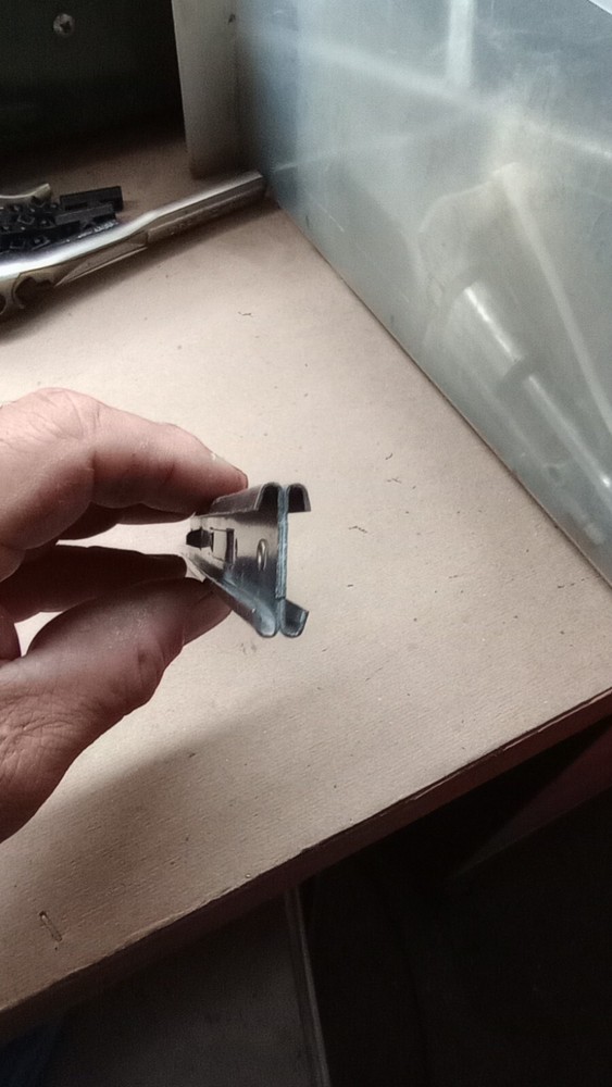 STACK ON TOOLBOX MACHINIST'S TOOL BOX DRAWER SLIDE. 8" LONG. #335