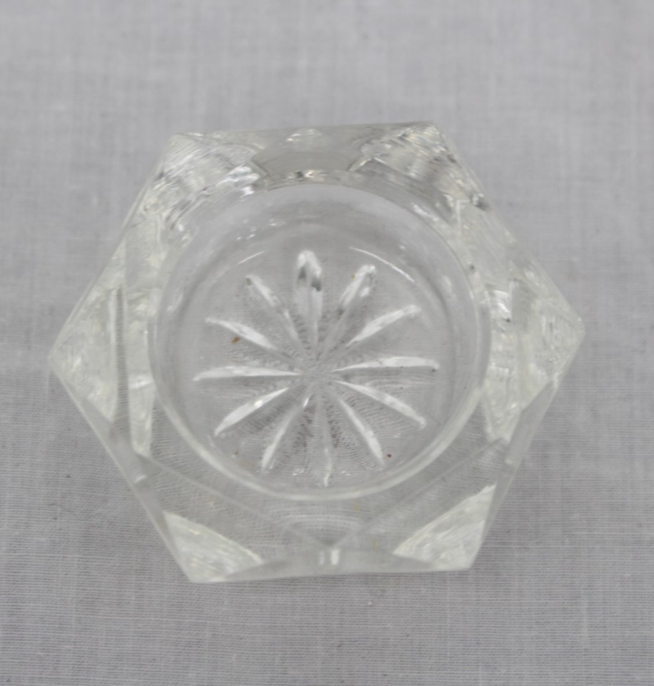 Vintage Pressed Glass Salt Cellar Hexagonal Starburst Bottom