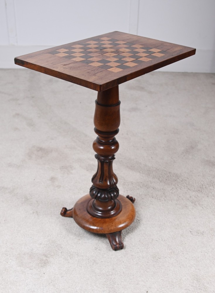 Victorian Walnut Games Table Inlaid Chess Board 1840