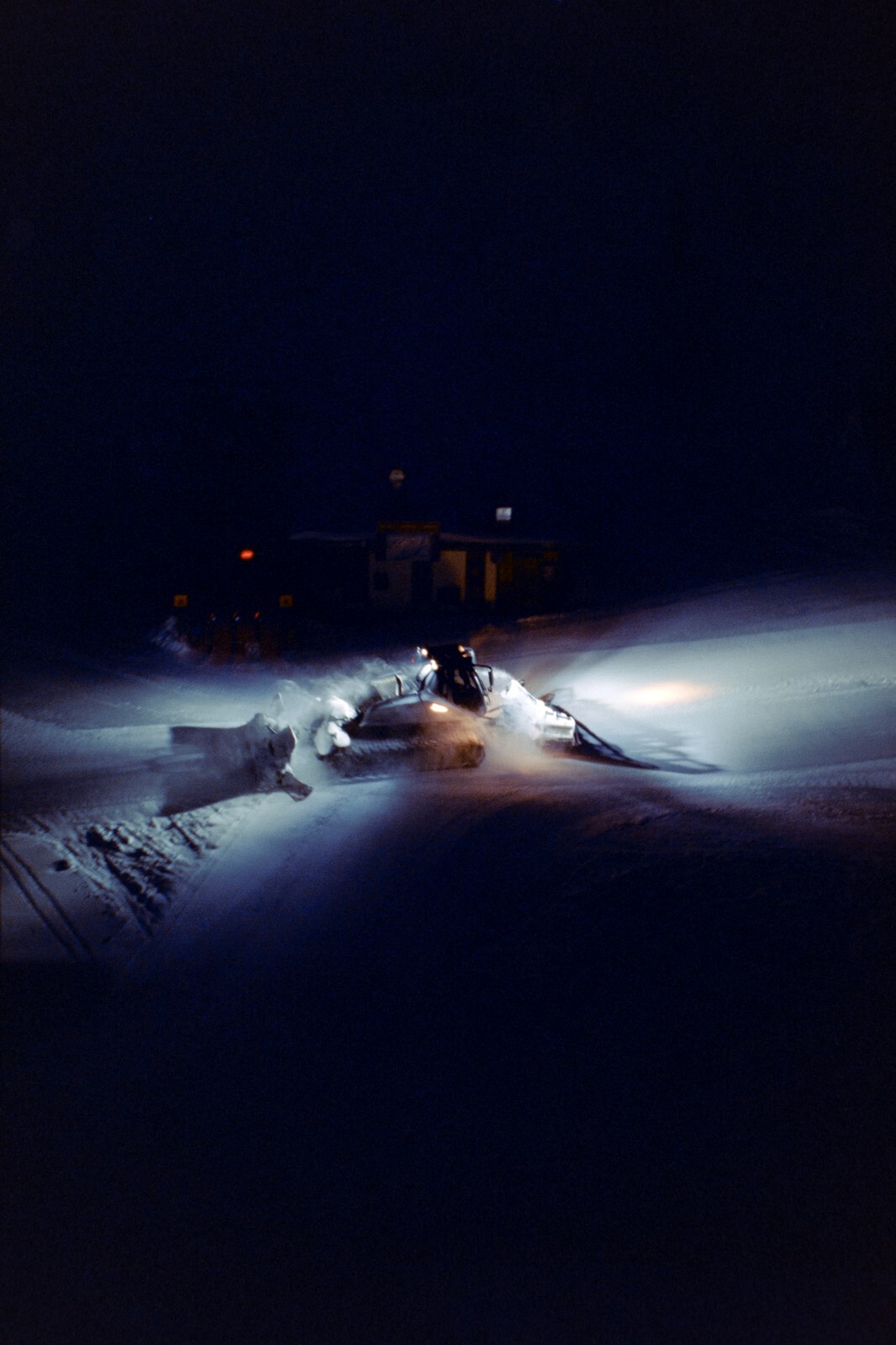 30m Dealer's V3 250D, RESPOOLED Kodak Vision 3 AHU, NO REMJET C41 35mm Film Bulk