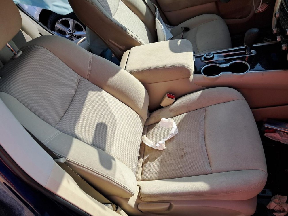 PATHFINDR 2017 Glove Box 4800200