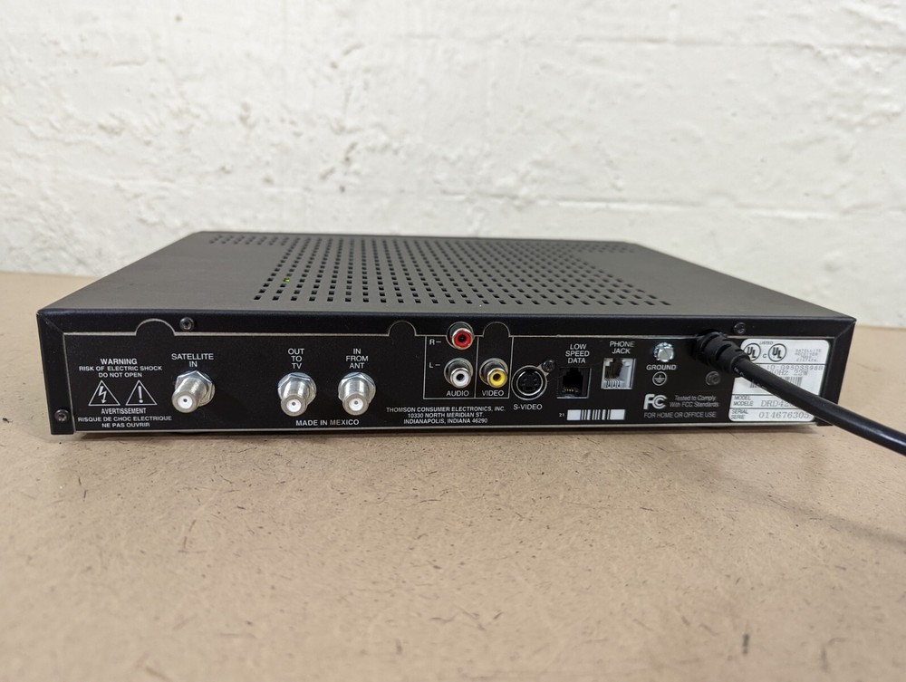 RCA DIRECTV Plus Satellite 7M09 Receiver DRD420RE w/ Remote & User's Guide