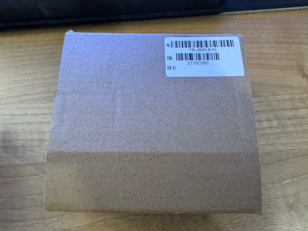 Uniview TR-JB05-B-IN Mount