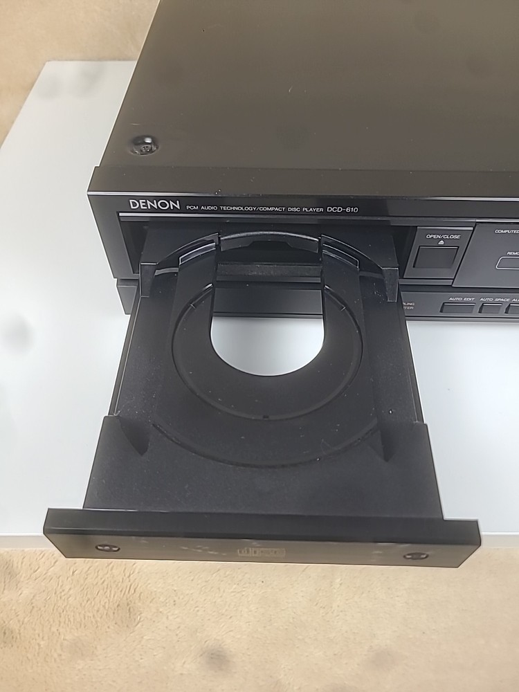 Denon PCM Audio Technology Compact Disc Player Model DCD-610 With Remote