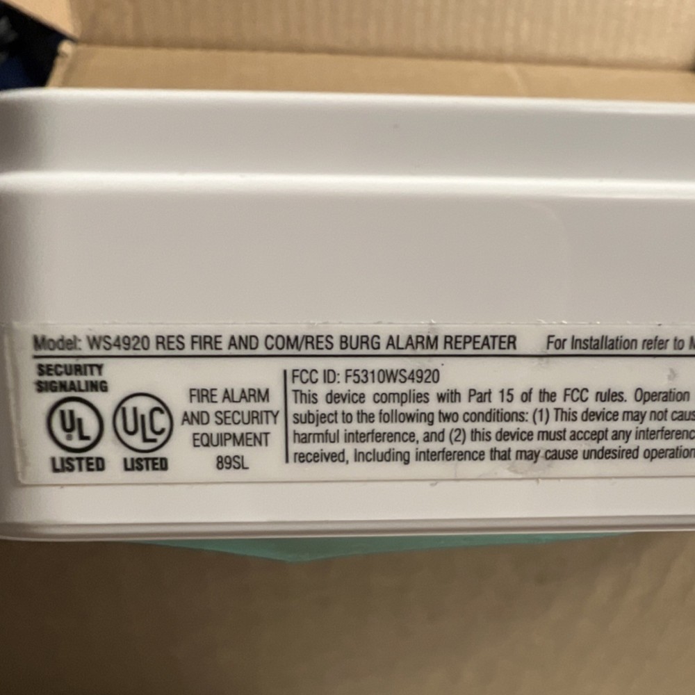DSC WS4920 Wireless Repeater with Transformer