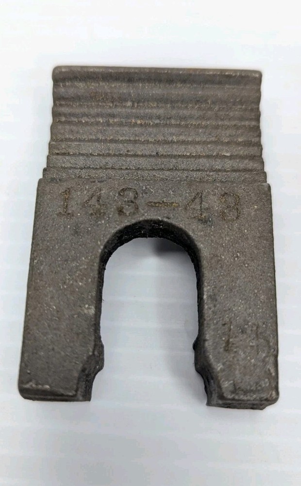 Vise pipe jaws 143-43