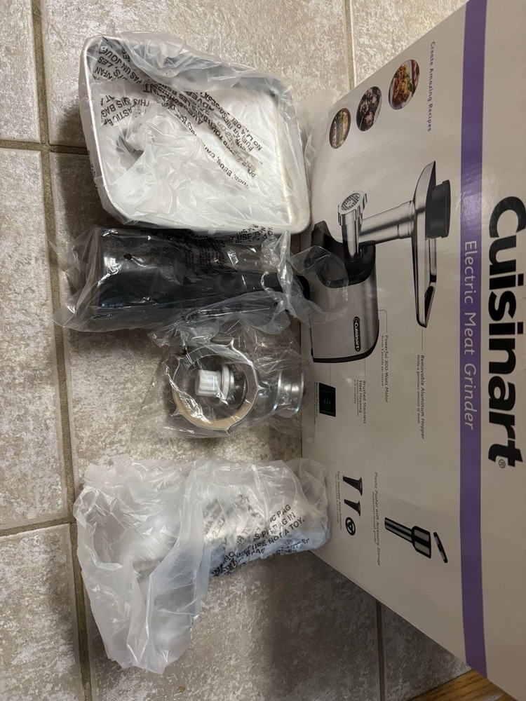 CUISINART ELECTRIC MEAT GRINDER - MG100