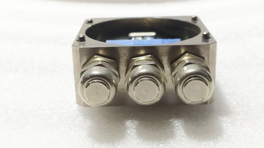 BAUMER PROFIBUS DP-V0 CONNECTION BOX NEW