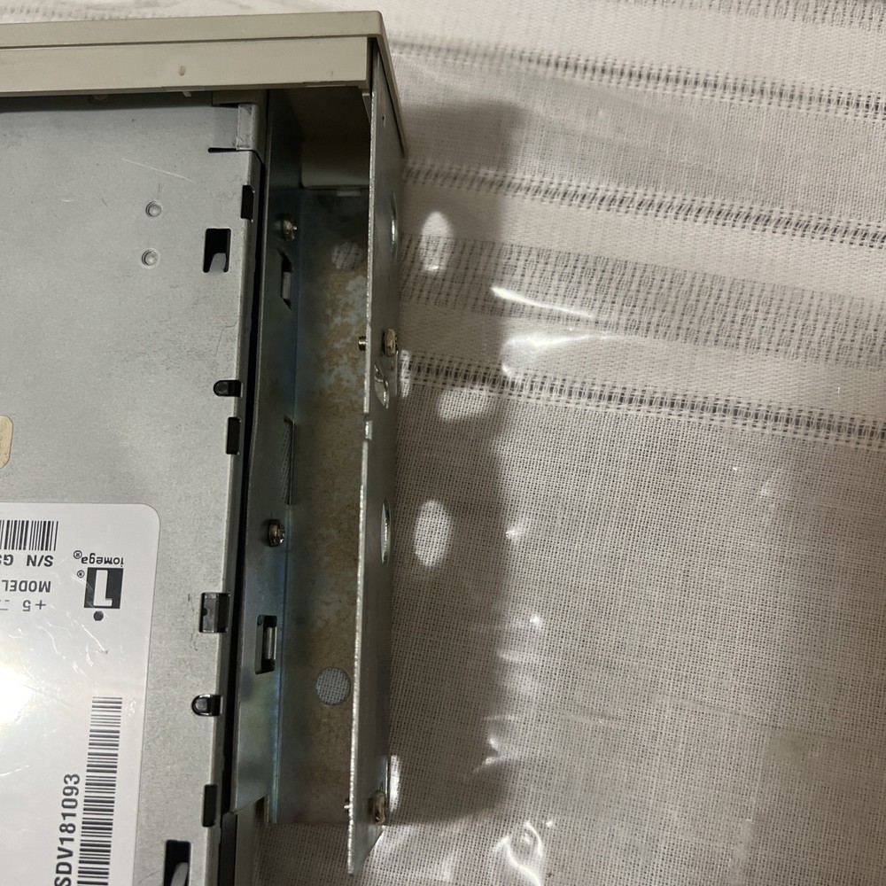 IOMEGA 100MB Zip Drive Internal Z100ATAPI IDE