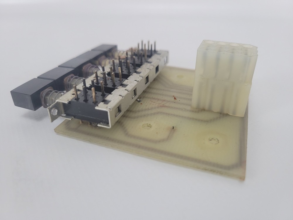 DENTRON MLA 2500 LINEAR AMPLIFIER PARTS: SWITCH BOARD PC 1003