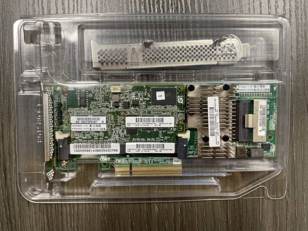 726821-B21 HP Smart Array P440/4GB FBWC 12Gb 1-port SAS Controller 749797-001