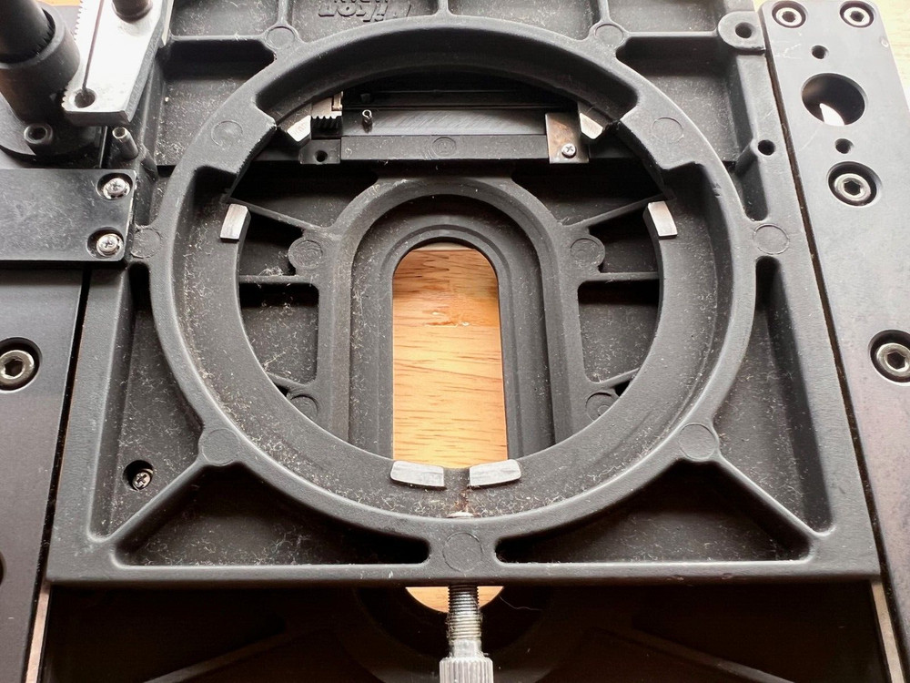 Nikon Microscope Stage to View Slides - Excellent Condition