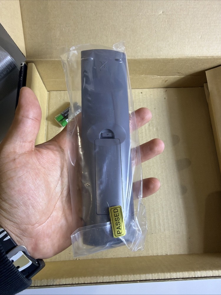 2 Viewsat VS2000 Platinum + Null Cable and Satellite Finder 