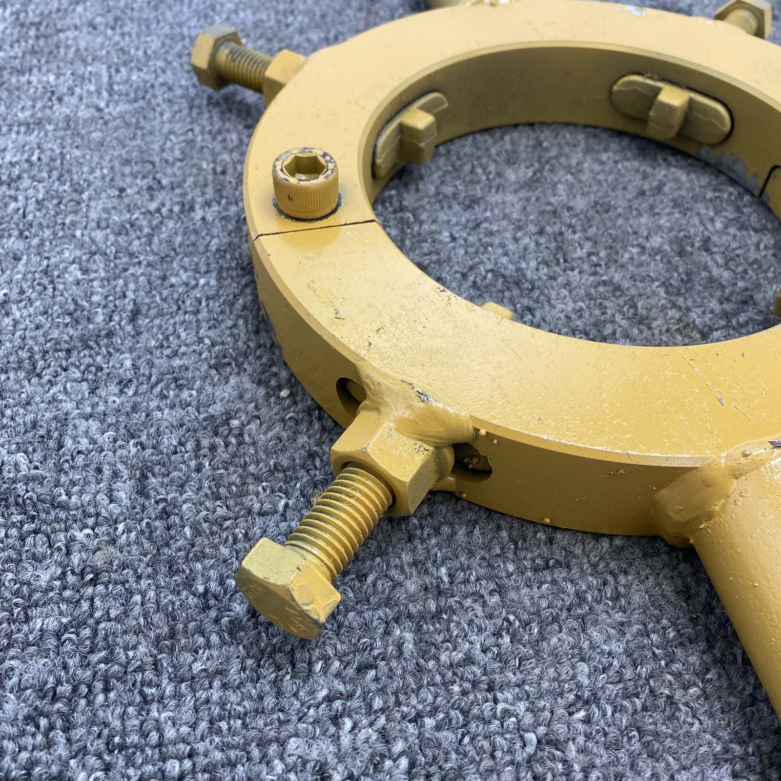 Change Cylinder Head Wrench for All Brand Excavators ID 105mm-145mm 4 bolts