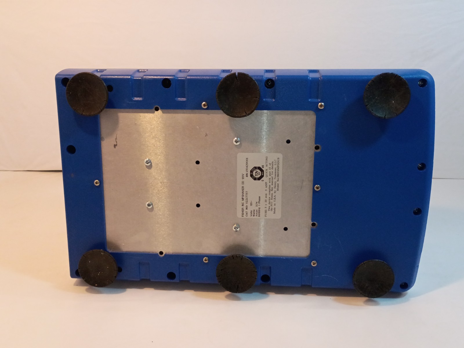 Fisherbrand Incubating Microplate Shaker w/ Cover 02217757 Incubator Mixer