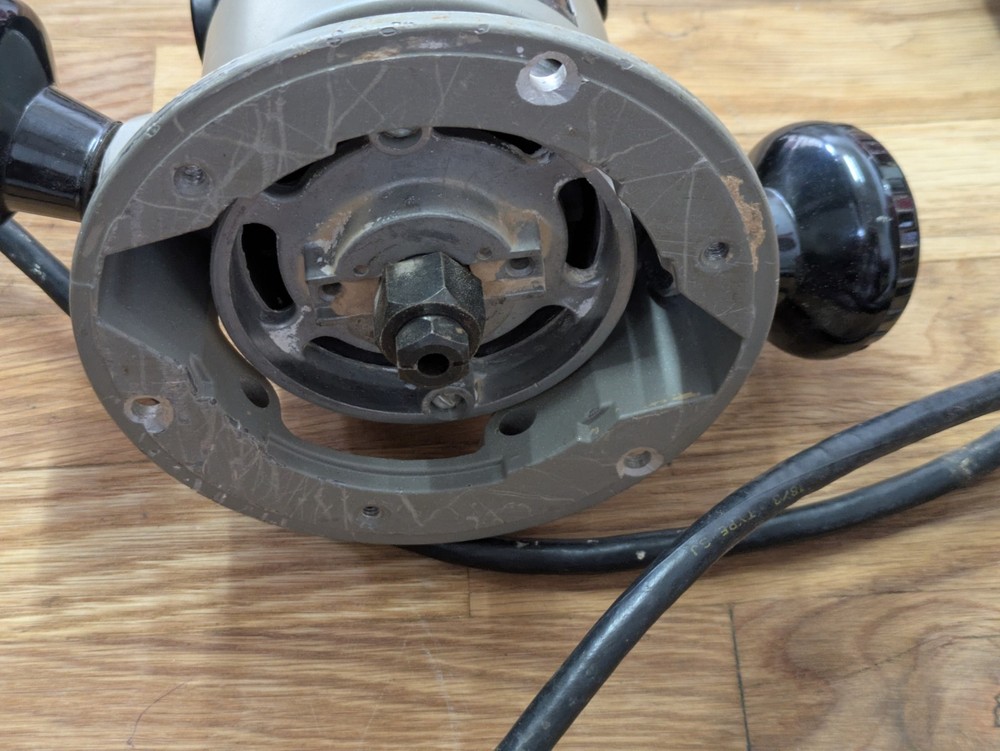 Porter Cable Router Model 1002 with Router Fixed Base Model 1001