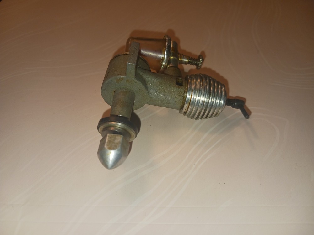 Vintage Aurora K .75 Mills RC Plane Engine