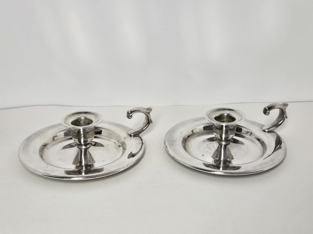 Vintage Set of 2 Oneida Silver Plate Chamber Style Finger Candlestick Holders