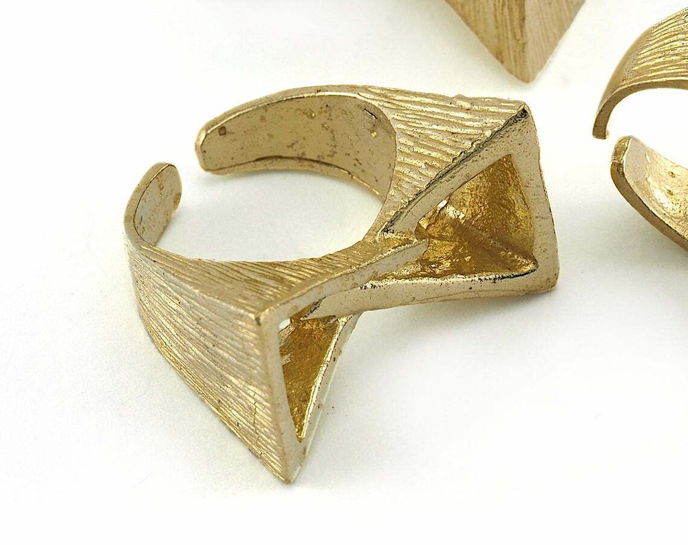 Adjustable Ring Raw brass (17mm 6.5US inner size - Adjustable ) OZ3598