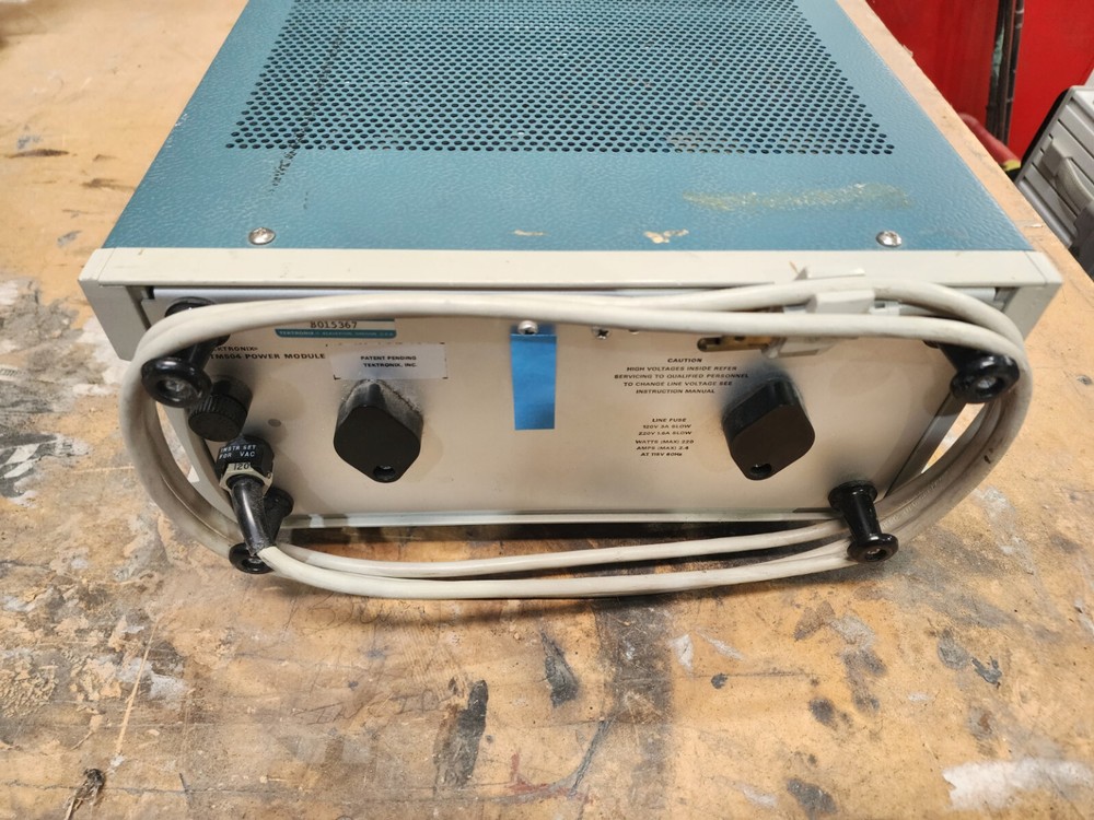 Tektronix TM504 Mainframe Unit A