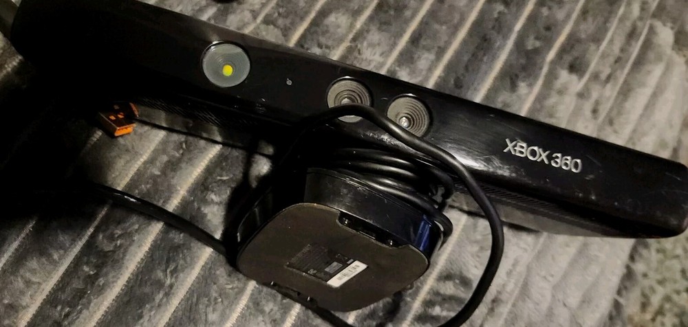 XBOX 360 Microsoft Black Kinect Sensor Bar Model 1414 Good Working Cond