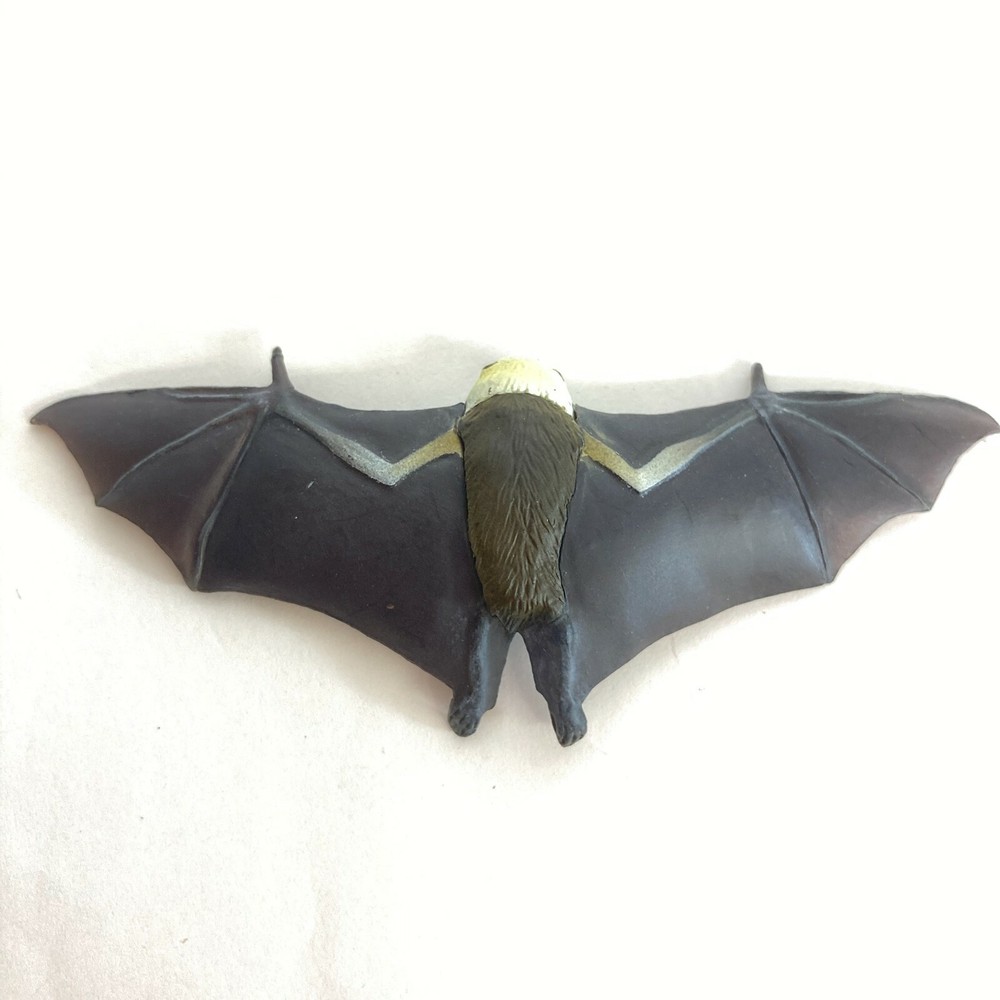 Natural Monuments Choco Egg Mini Figure Ryukyu Flying Fox Fruit Bat Kaiyodo