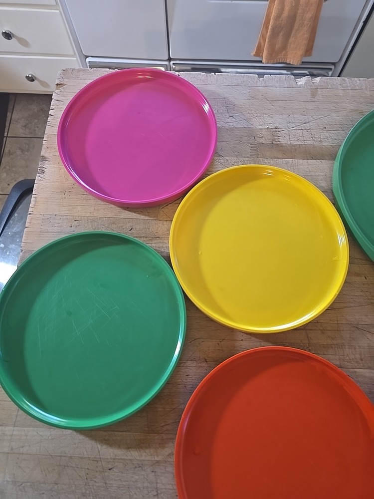 Vintage Heller Massimo Vignelli 8 Piece Rainbow Dining Set MCM Plastic EUC