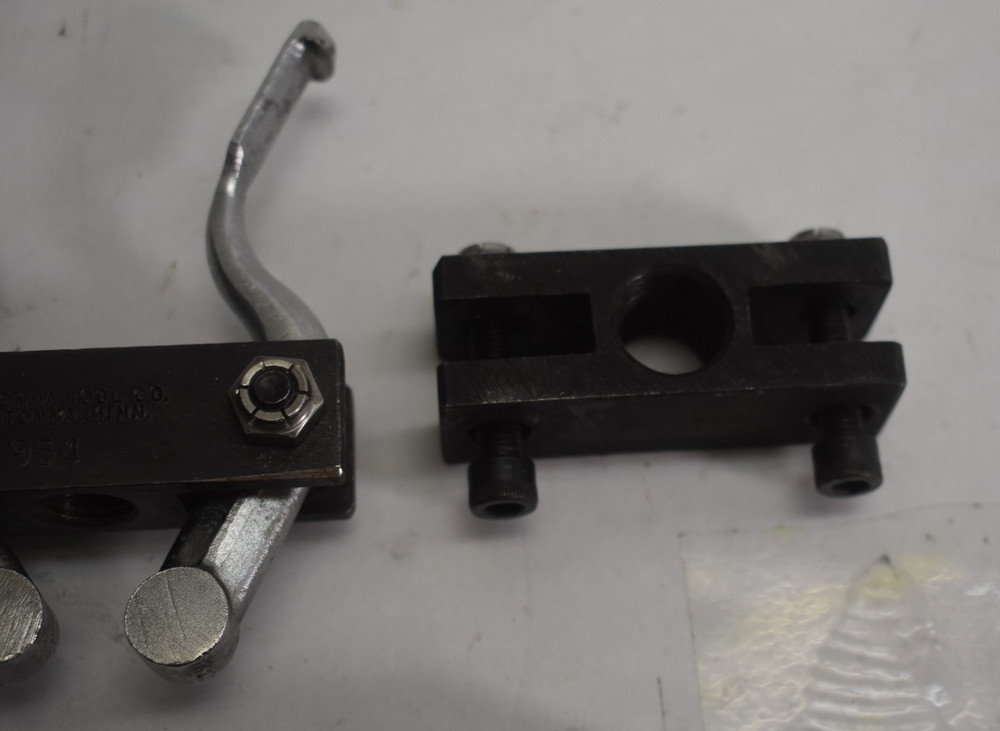 Owatonna Tool 954 Inside Bearing Puller Slide/Slap Replacement Jaws TOP ONLY