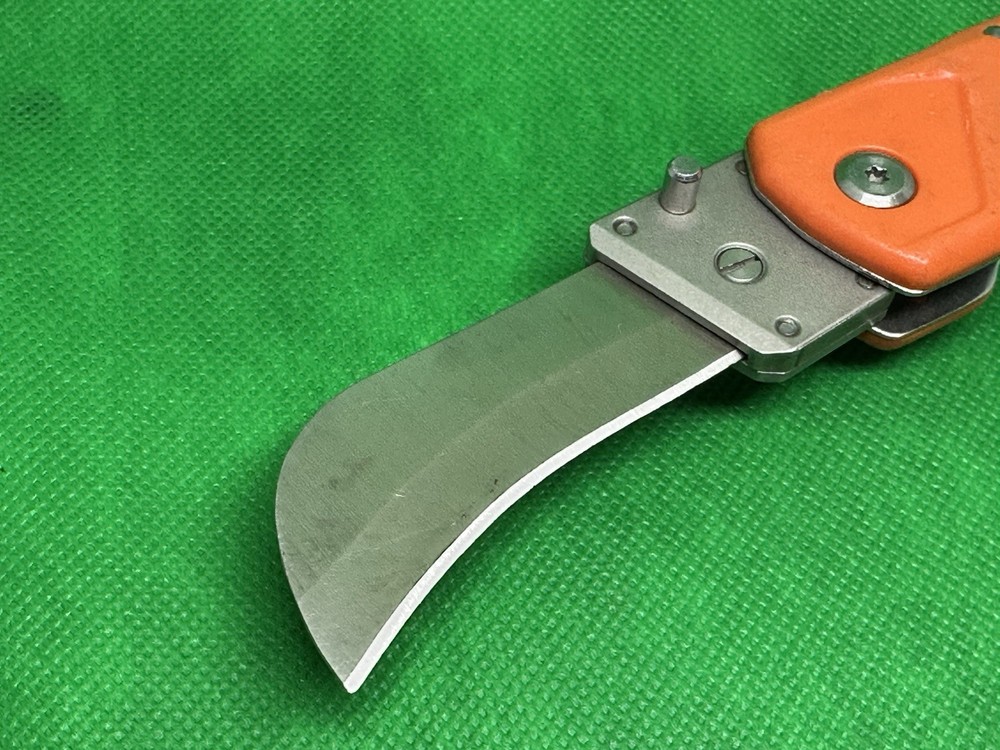 Klein Tools 44218 Cable Skinning Utility Knife