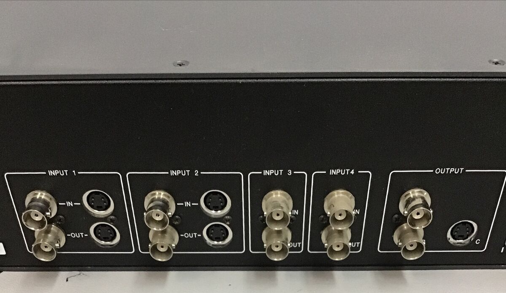 Extron MVP 104GX Multi Video Processor (r18)