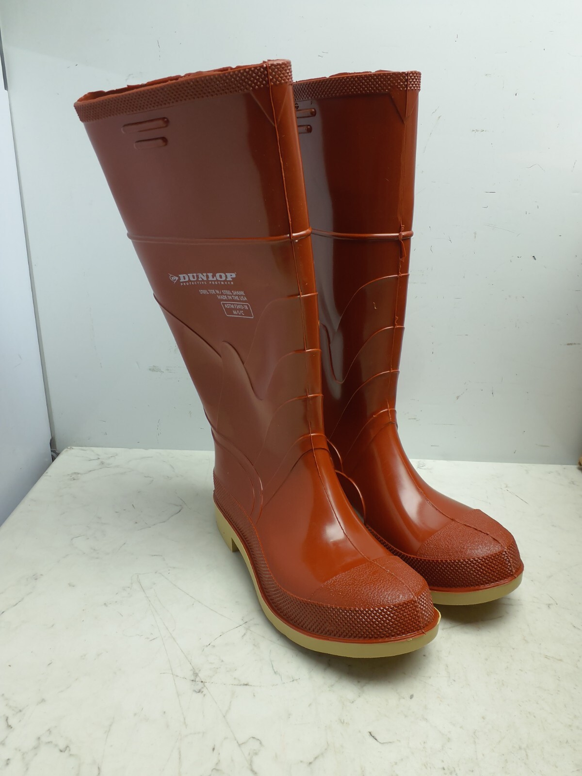 Dunlop 853240733 Superpoly Steel Toe Rubber Boot Size 7 Mens Brick Red