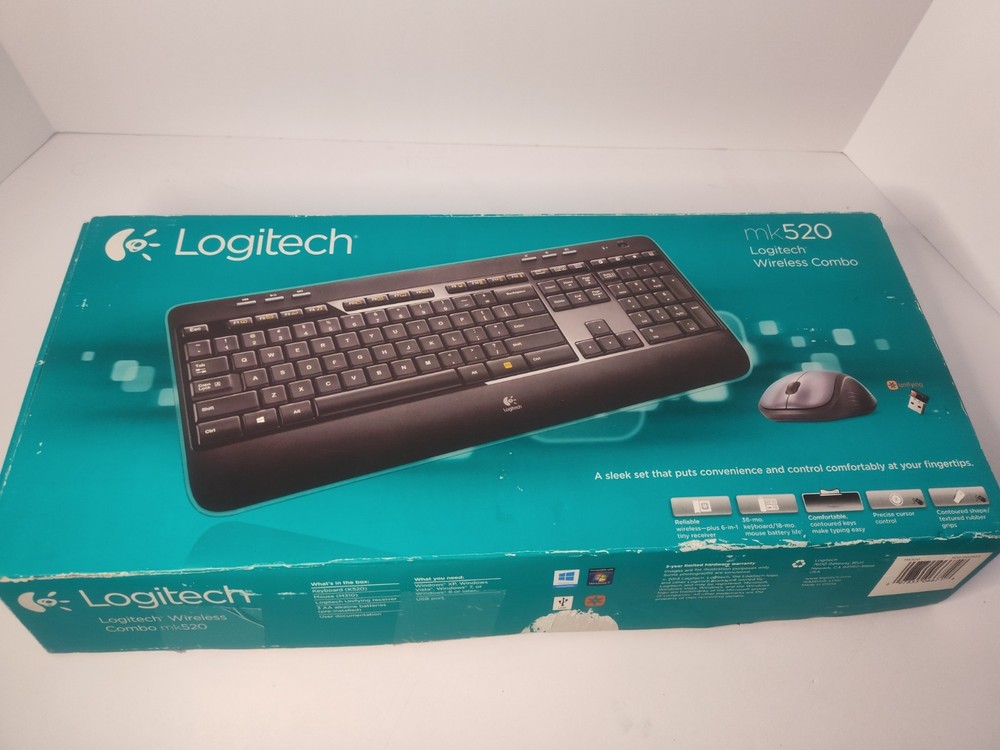 Logitech MK520 Wireless Keyboard & Mouse Combo PC MAC Secure 2.4GHz Connectivity