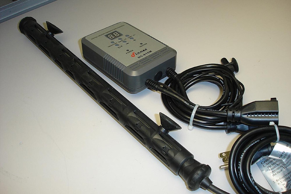 Finnex HC-810M Digital Temperature Controller + Finnex Titanium Heater - Nice