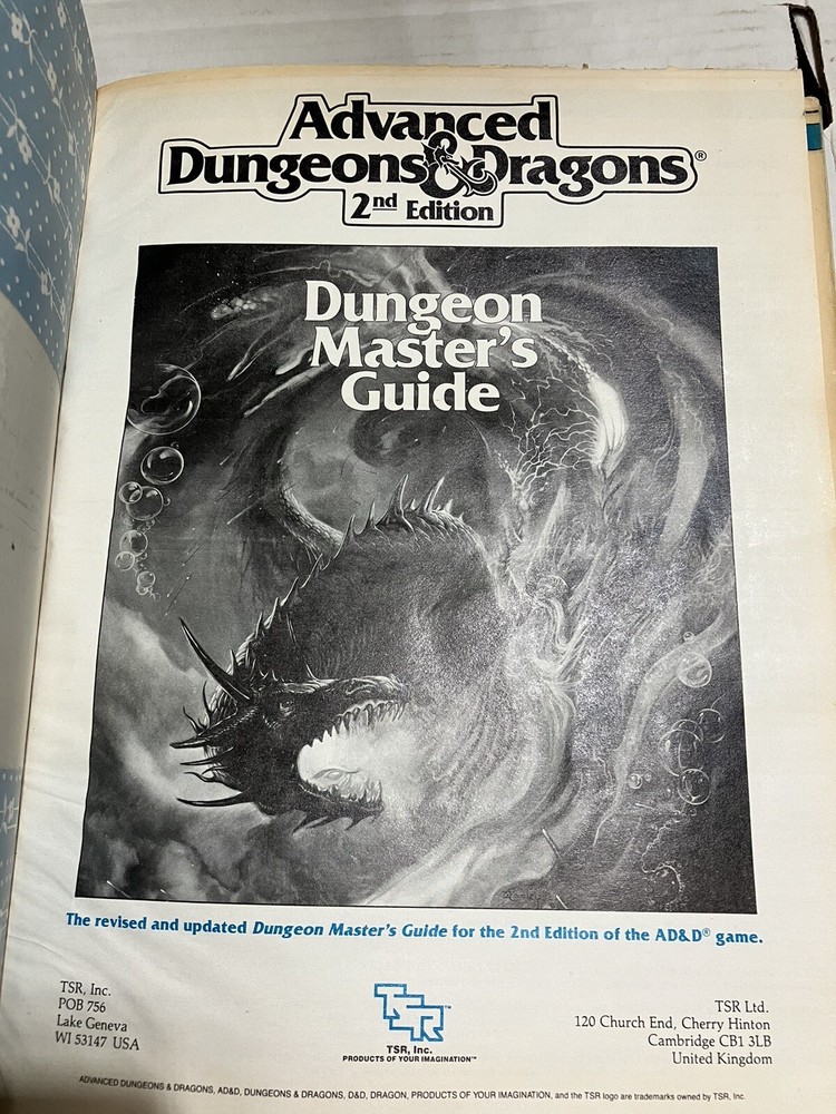 Advanced Dungeons & Dragons 2nd Edition Dungeon Masters Guide TSR Acceptable