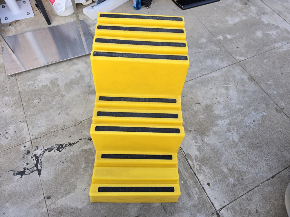 Vestil VST-3-Y Polyethylene Step Stool 3 Step Yellow