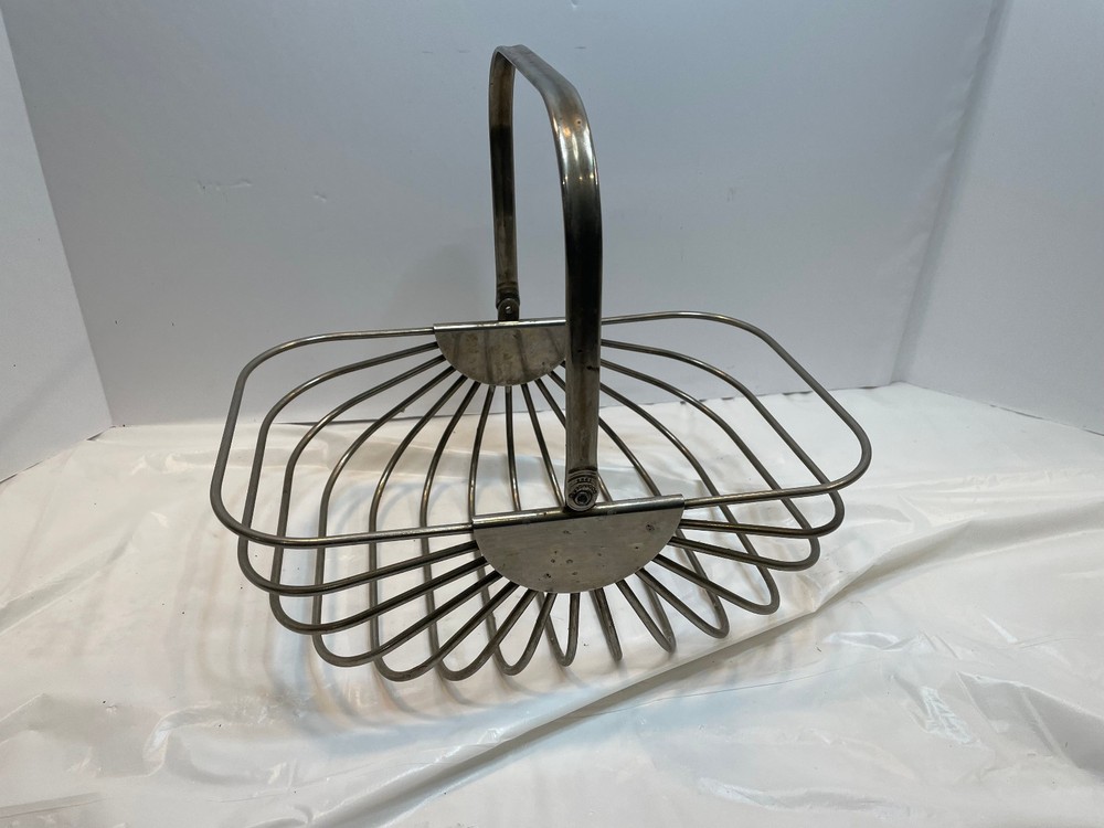Vintage Godinger Silver-Plated Bread Fruit Basket Kitchen 1988