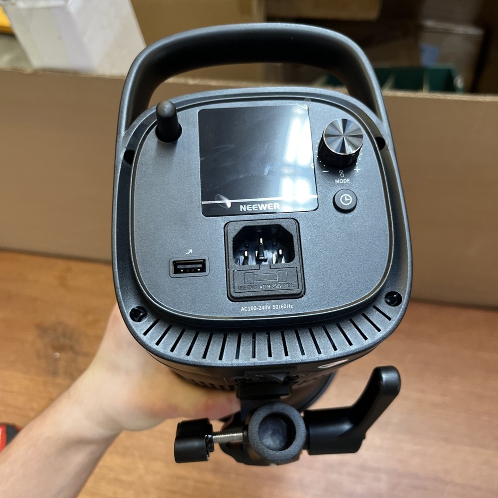 NEEWER CB60 LED VIDEO LIGHT