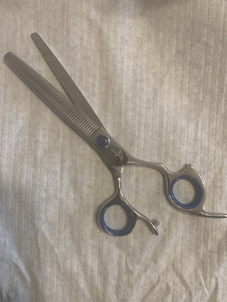 NEW 50 Tooth RT HAND Sharkfin Thinners NO CASE