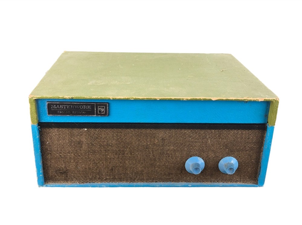 Vintage Columbia Masterwork Solid State Model M-2201 Phonograph Record Player