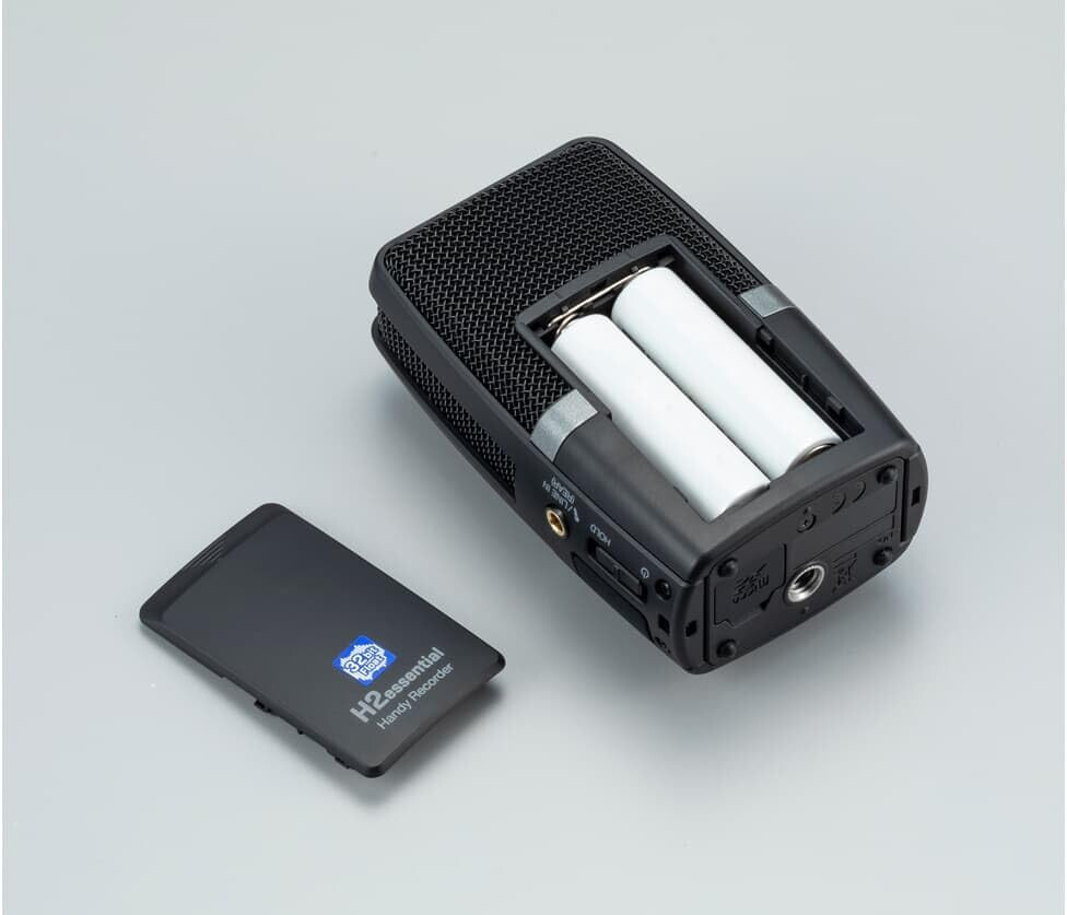 Zoom H2 essential Multi-Mic Handy Recorder - NEW!